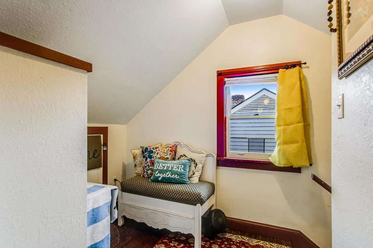 The Studio On Taylor Savannah Hotel